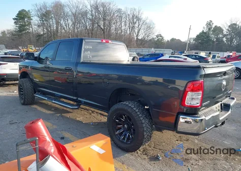 2020 Ram 2500 Big Horn 4X4 8' Box from USA, damaged, VIN 3C6UR5JL0LG141218